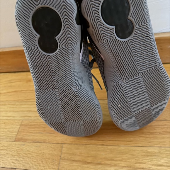 Nike Renew Elevate II “Cool Gray” 9.5 EUC - Picture 3 of 6